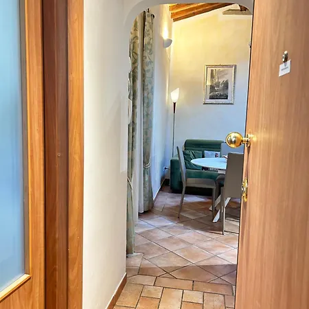 Daire Palazzo Vecchio Flat With Ac *
