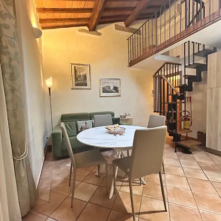 Palazzo Vecchio Flat With Ac فلورنس